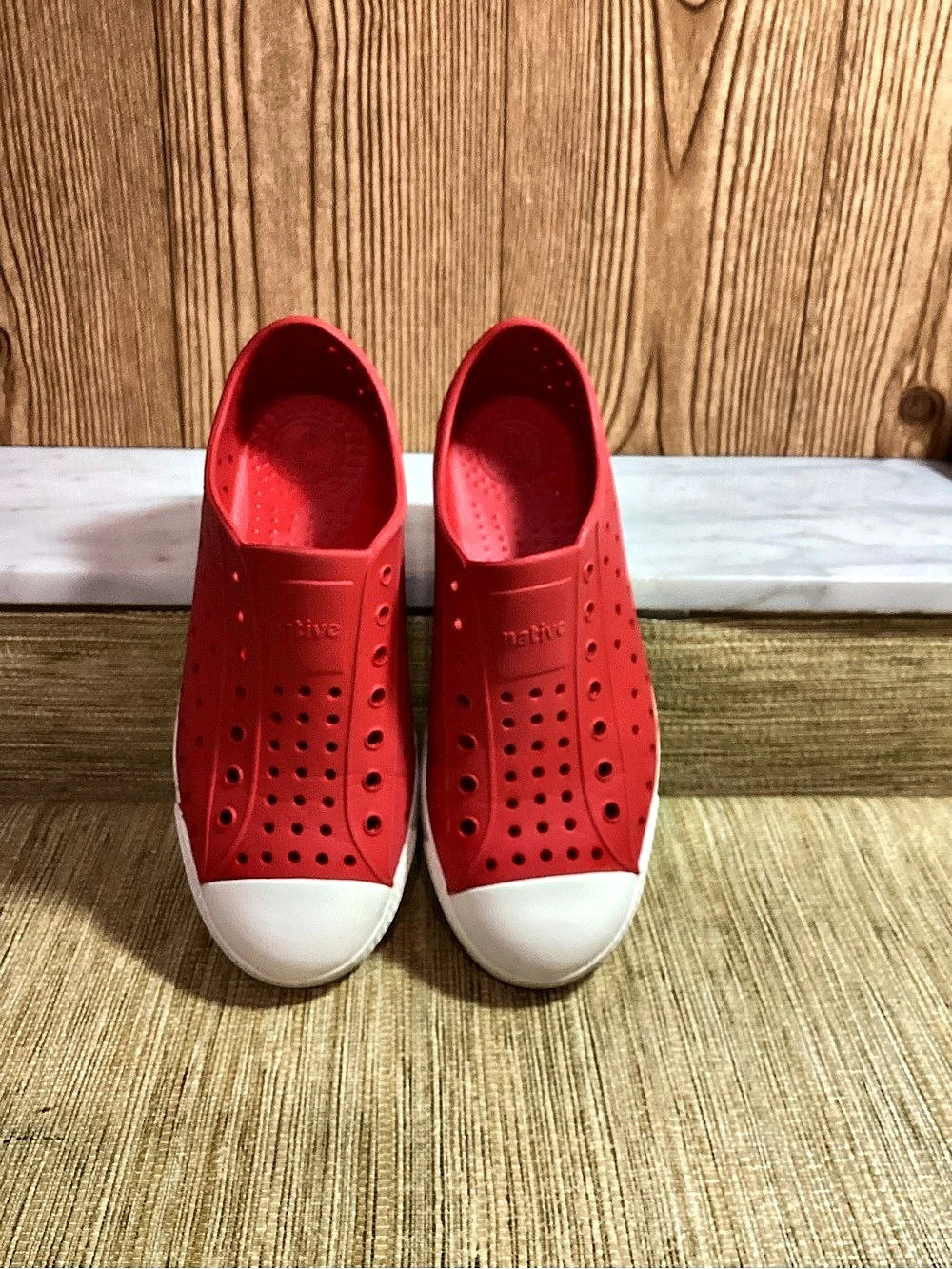 Children’s Native Jefferson Red & White Sneakers size 3 Junior